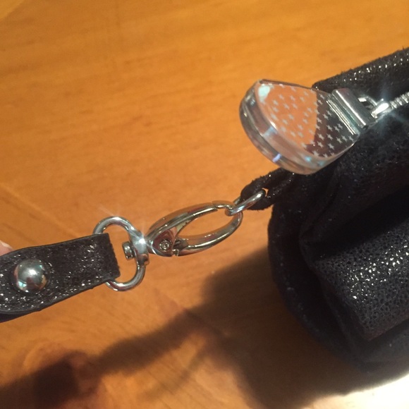 Victoria’s Secret Bag - Picture 6 of 6